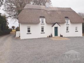 Irish Open 2022 Accommodation - Thatched Farmhouse, Ballymotey, Enniscorthy Co Wexford .Y21K8N6