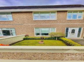 Womens Irish Open 2023 Accommodation - Ennis town centre