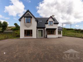 Ryder Cup 2027 Accommodation - Spa Road, Grove, Dingle, Co. Kerry
