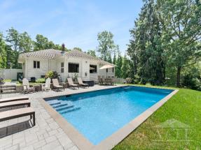 US Open 2026 Accommodation - Hampton Bays (4.9 miles from course)