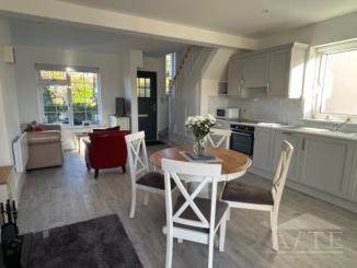 Living/dining/kitchen