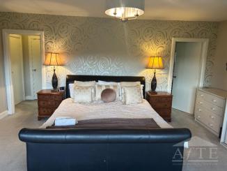 Master bedroom (ensuite and walk-in closet)