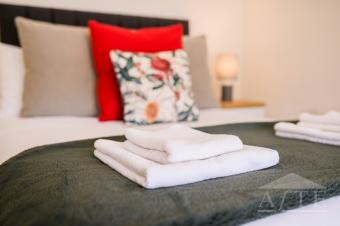 King bedroom 1