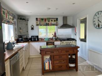 Kitchen c
