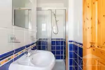 large bedroom ensuite