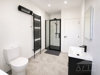 Main bathroom