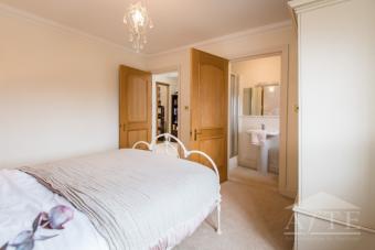THE OPEN ACCOMMODATION