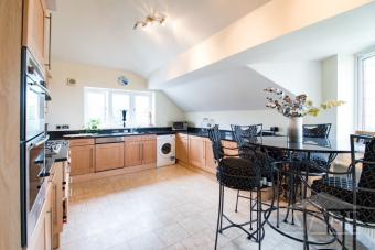 THE OPEN ACCOMMODATION