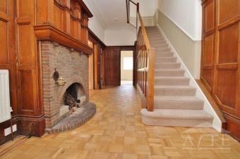 The stunning hallway