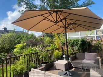 Garden with decking area