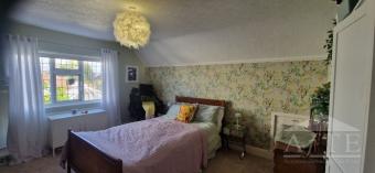 Upstairs main bedroom