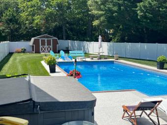Pool & Hot tub