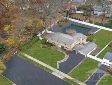 Ryder Cup 2025 Accommodation - 24 Oxford Road, Old Bethpage, NY
