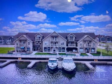Ryder Cup 2021 Accommodation - 650 S PIER DR #3 SHEBOYGAN