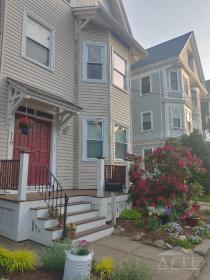 US Open 2022 Accommodation - Brookline Village