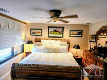 US Open 2025 Accommodation - ,4 mile ( 4 min walk) to Front gate at Oakmont and 2 minute walk to Patrons gate on East Course  1515 Merion Lane, Fariways