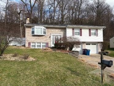 US Open 2025 Accommodation - 212 Ligoner Ln, New Kensington, PA 15068