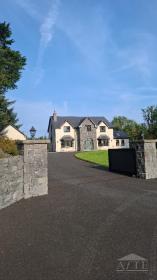 Ryder Cup 2027 Accommodation - Curraderra,Barefield, Ennis, Co Clare V95NC3X