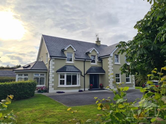 4 Bed Manor in Ennis, Co. Clare
