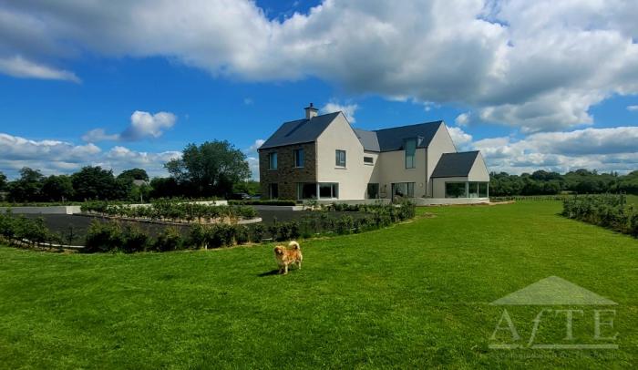5 Bed Manor in Ballysteen, Co. Limerick
