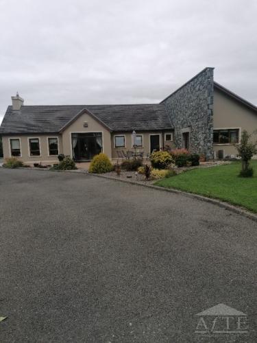 4 Bed Detached Home in Killorglin, Co. Kerry