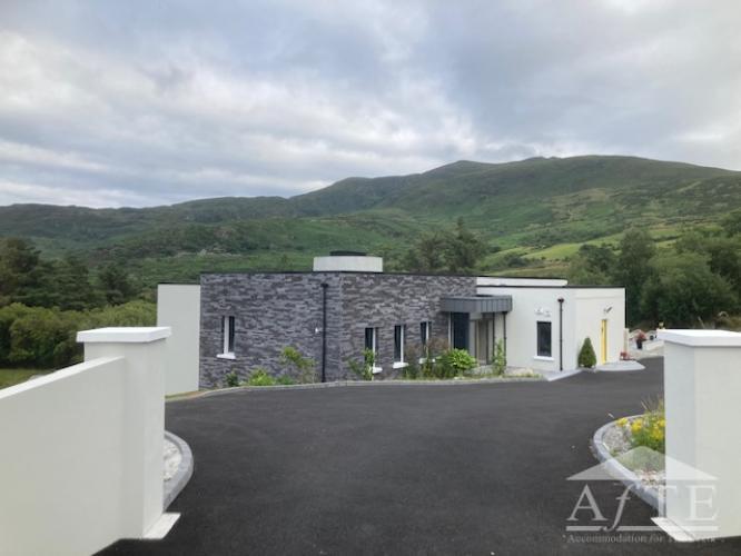7+ Bed Property in Killarney, Co. Kerry