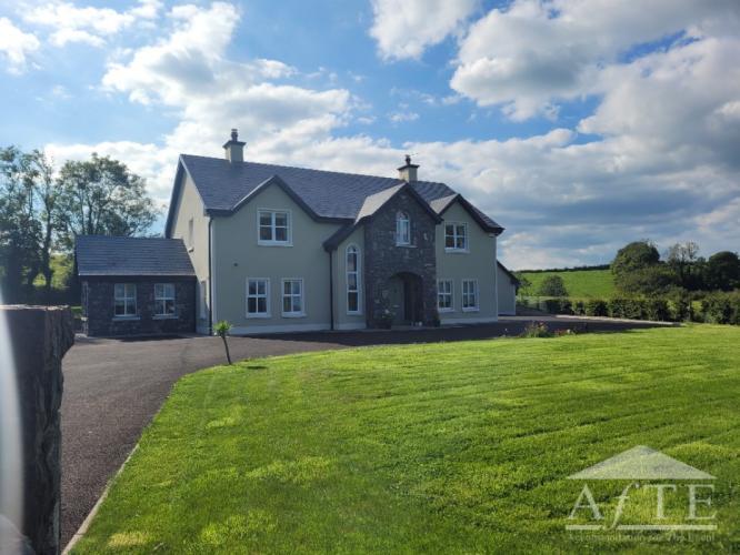 4 Bed Manor in Ennis, Co. Clare