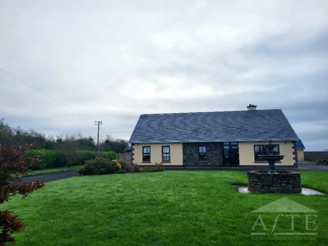 4 Bed Bungalow in Listowel, Co. Kerry