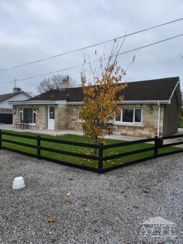 3 Bed Bungalow in Ballyhooly, Co. Cork