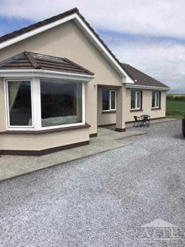 4 Bed Bungalow in Listowel, Co. Kerry