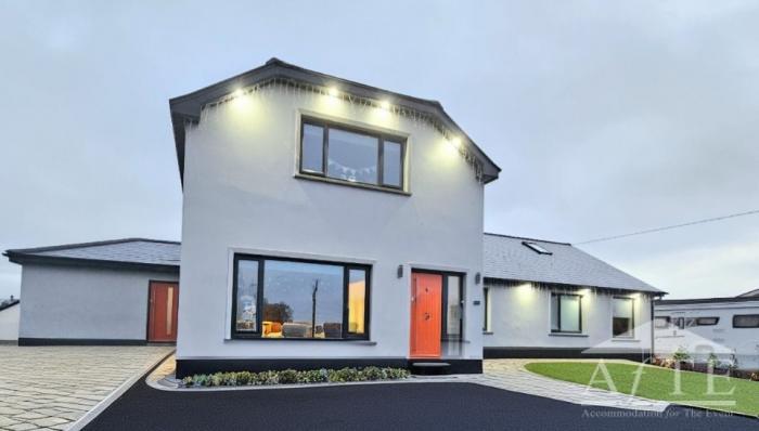 6 Bed House in Quin, Co. Clare