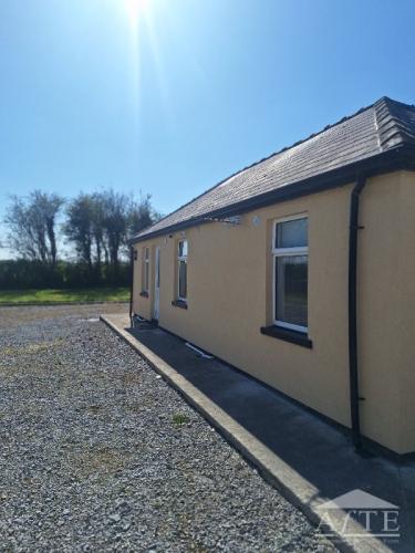 2 Bed Cottage in Askeaton, Co. Limerick