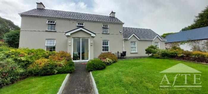 7+ Bed Manor in Killarney, Co. Kerry