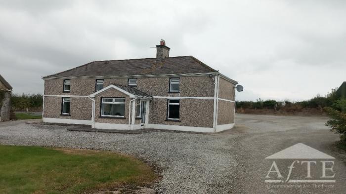 6 Bed Farmhouse in Mallow, Co. Cork