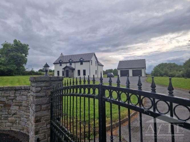 5 Bed Manor in Buttevant, Co. Cork