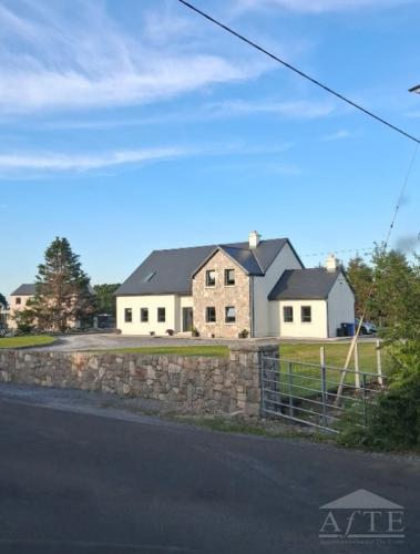 5 Bed House in Bearna, Co. Galway